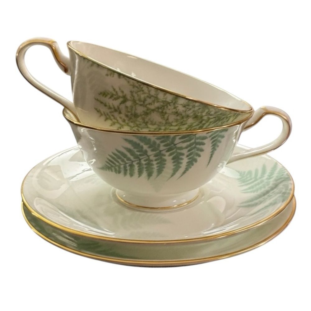 Pair of Vintage Noritake Grand Vert Green Floral Fern Tea Cups and Saucers 4622